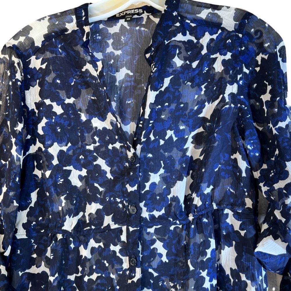 Express Top - Picture 2 of 6